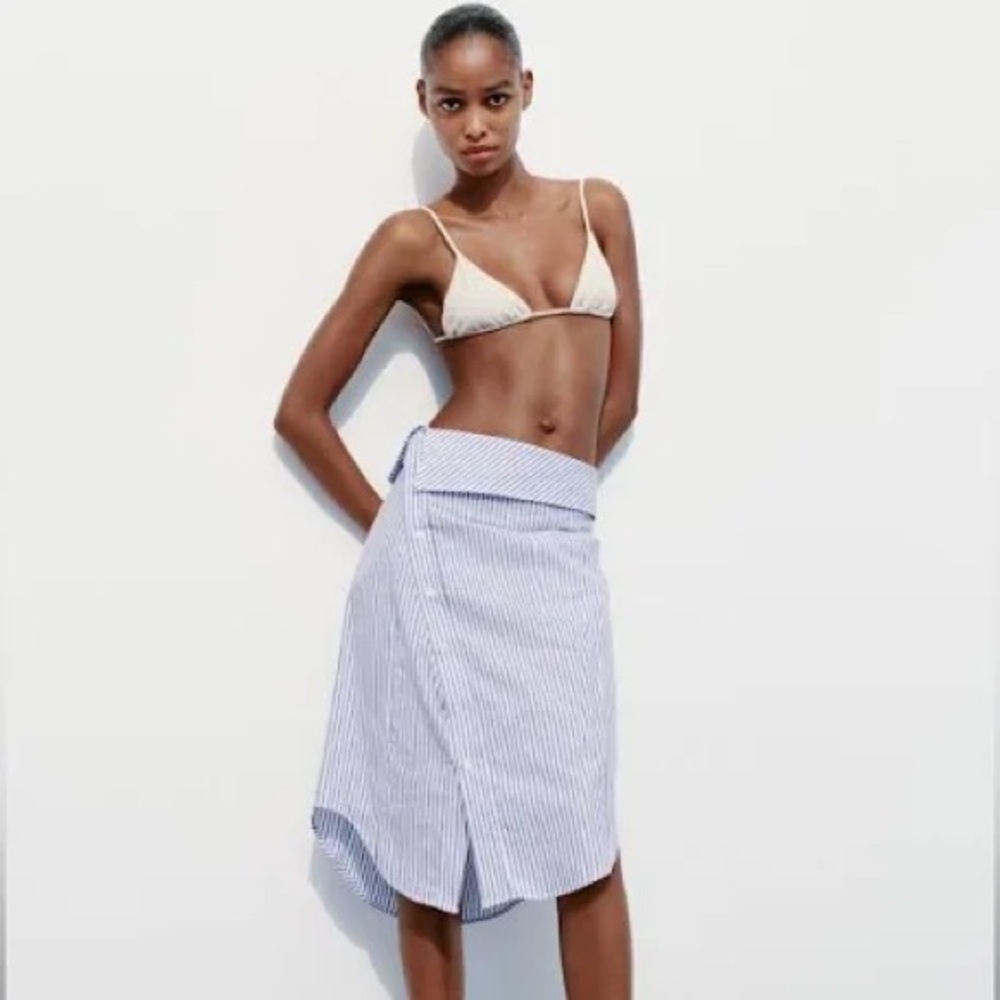 NWT. Zara skirt